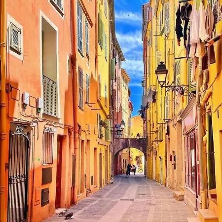 La Pietonne-plage-clim شقة