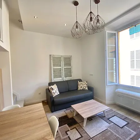 La Pietonne-plage-clim * Mentone